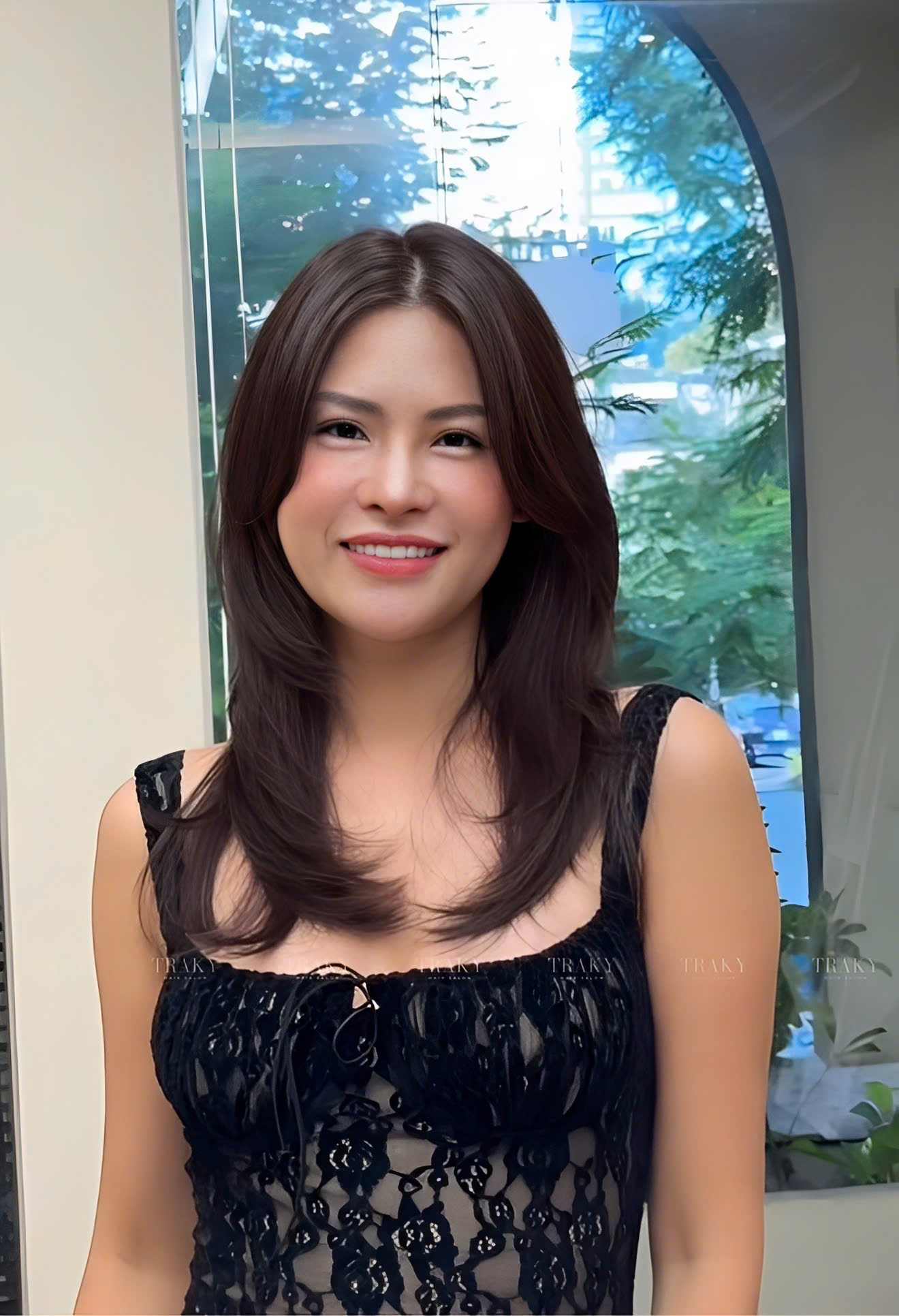 Uốn Sóng Lơi Quận 7 Đẹp Tự Nhiên, Chuẩn Hàn Quốc Tại Traky Hair Salon