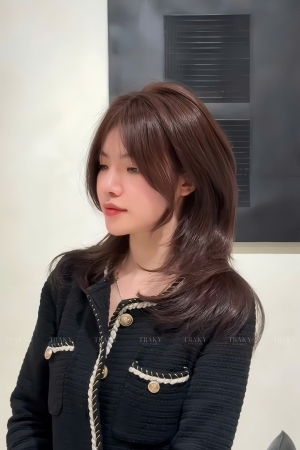 Uốn Setting Quận 7 Đẹp Chuẩn Hàn Quốc, Giữ Nếp Lâu Tại Traky Hair Salon